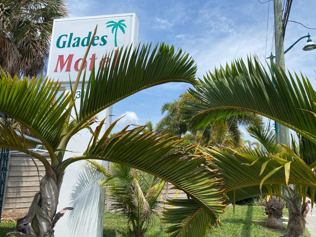 Glades Motel - Naples Exterior photo