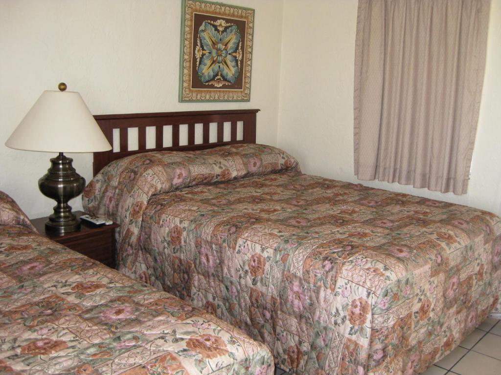 Glades Motel - Naples Room photo